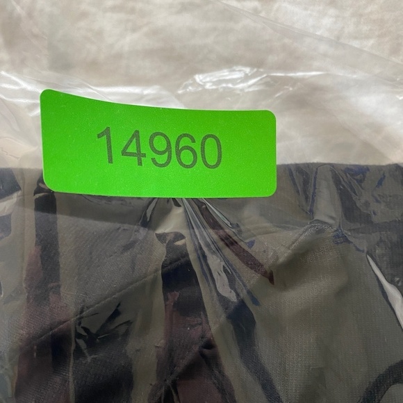 H&M Women's Black Long Sleeve Straight Sheath Mini Pullover Dress Size Medium - Picture 16 of 16